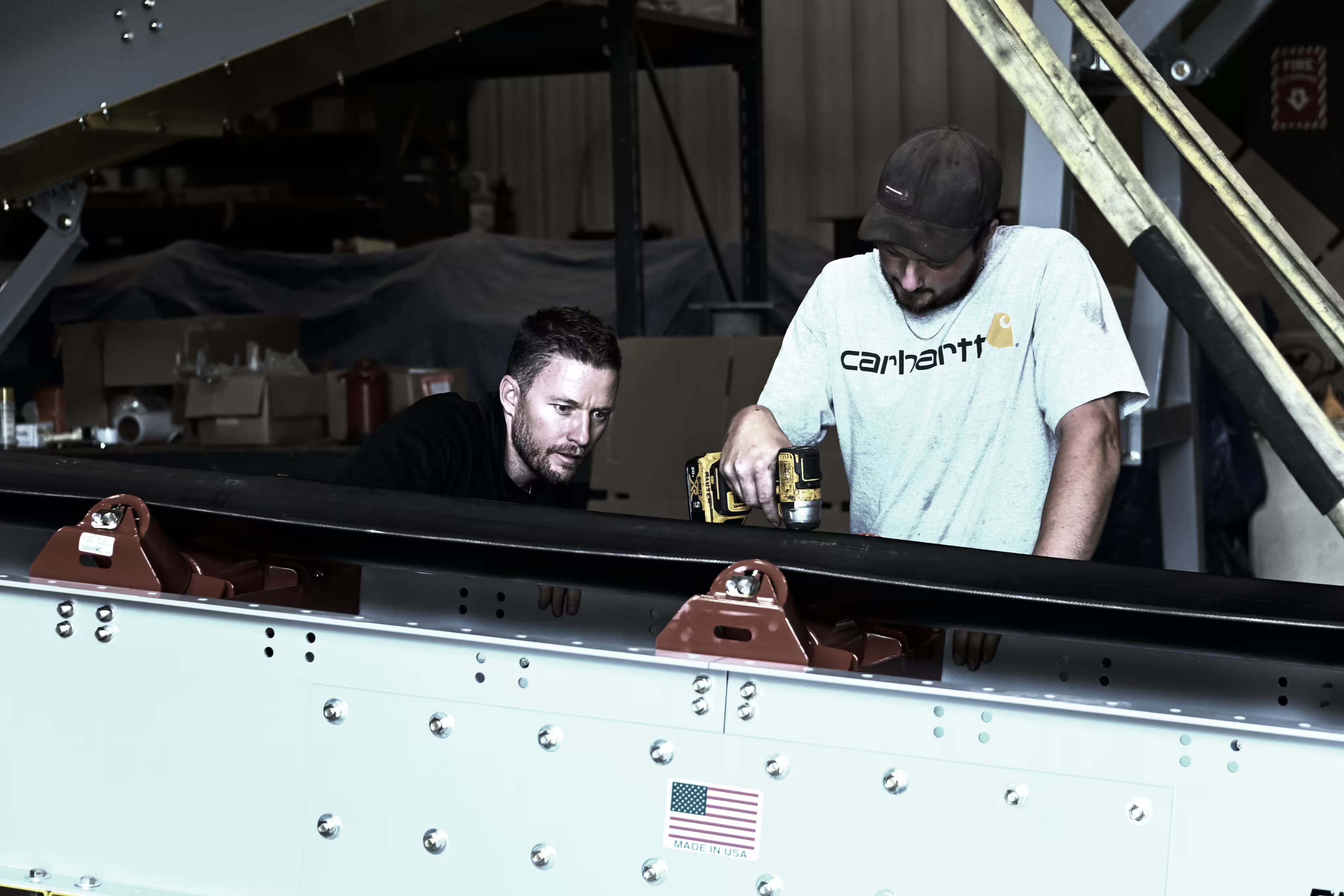 Fluent Conveyors - The leading conveyor manufacturer
