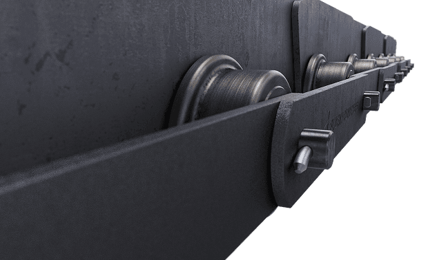How roller chain belts connect