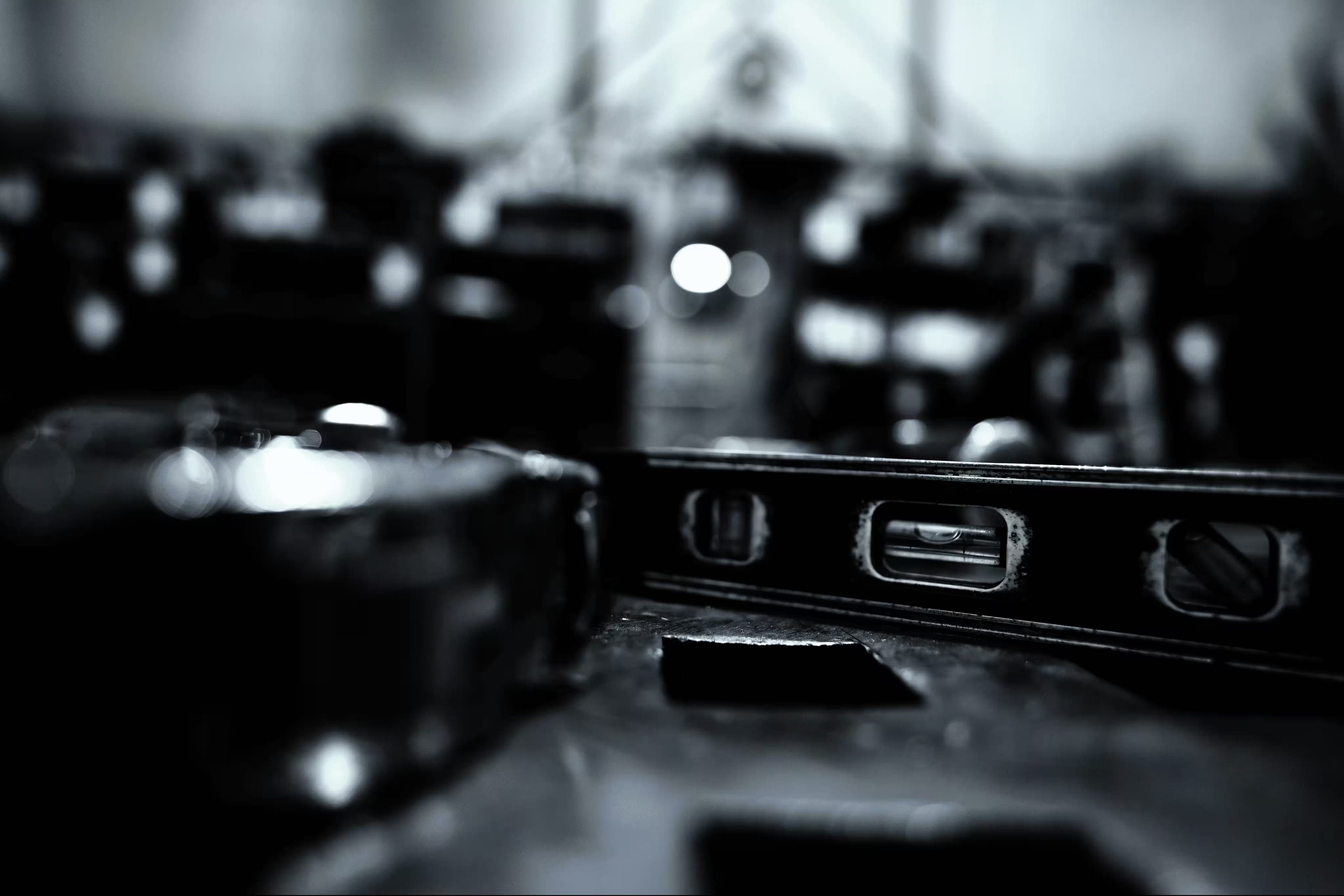 Three Ways Industries Use Conveyors