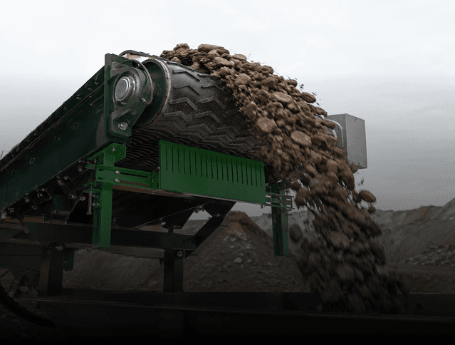 Which conveyors does CEMA 576 apply to?