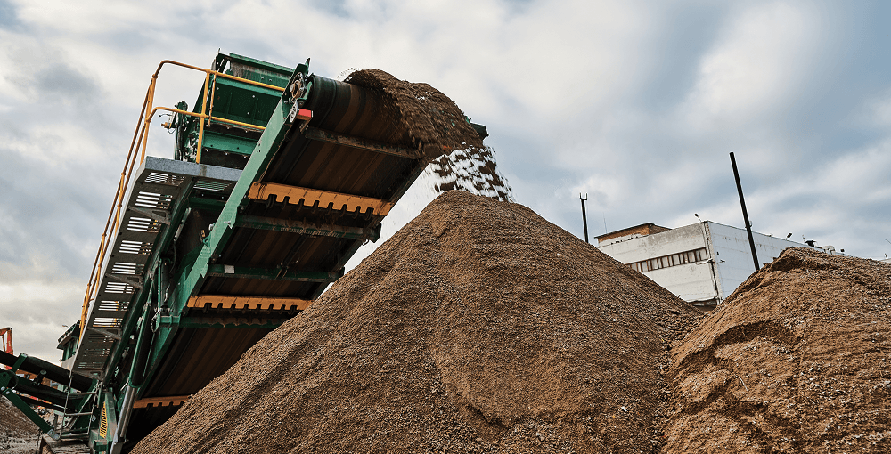 How conveyors improve construction and demolition